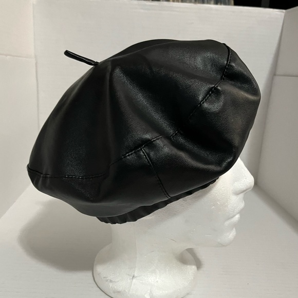 FAUX LEATHER BERET FROM ALDO - Picture 4 of 7